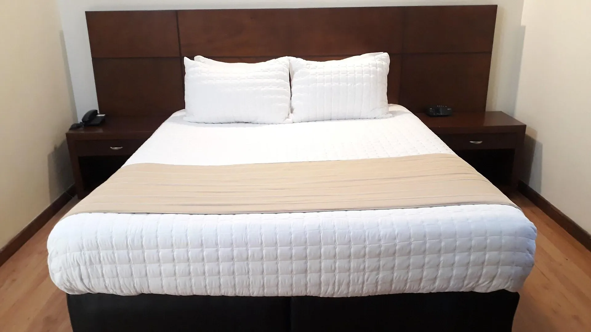 Hotel Poblado Campestre Medellin