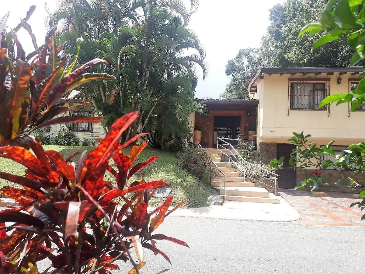 ***  Hotel Poblado Campestre Medellin Colombia