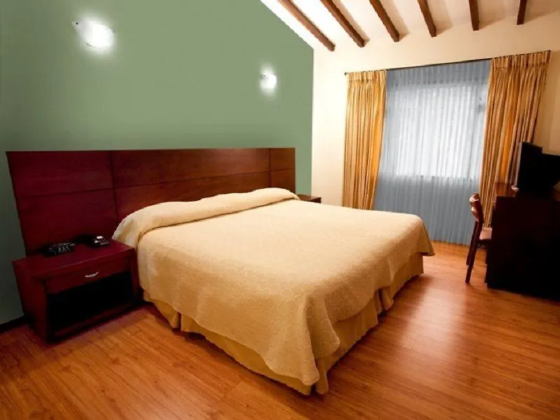 ***  Hotel Poblado Campestre Medellín Colombia