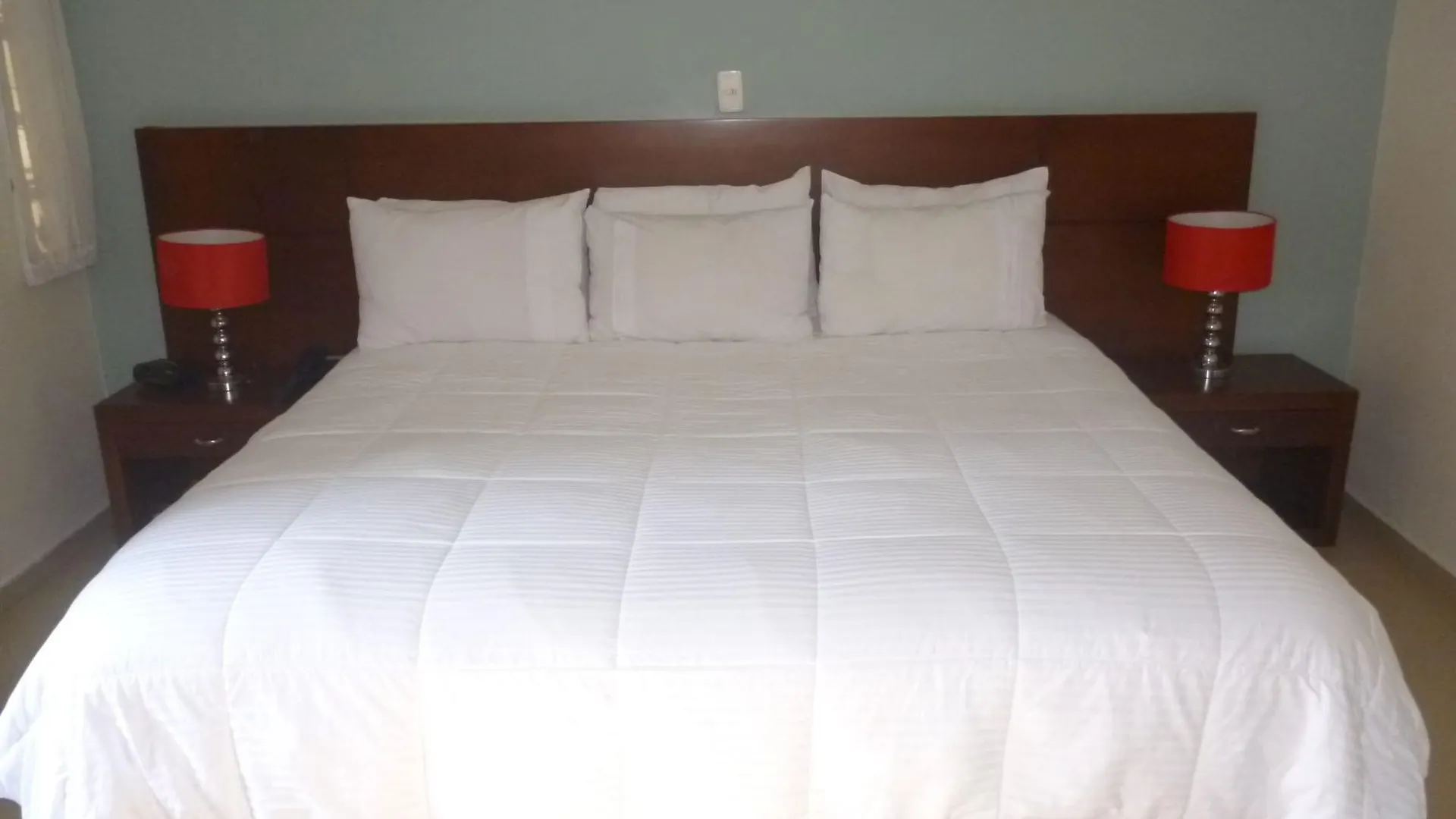 Hotel Poblado Campestre Medellín 3*,