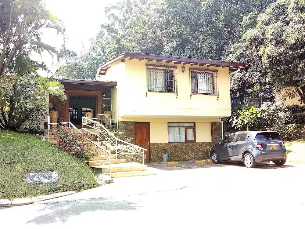 ***  Hotel Poblado Campestre Medellín Colombia