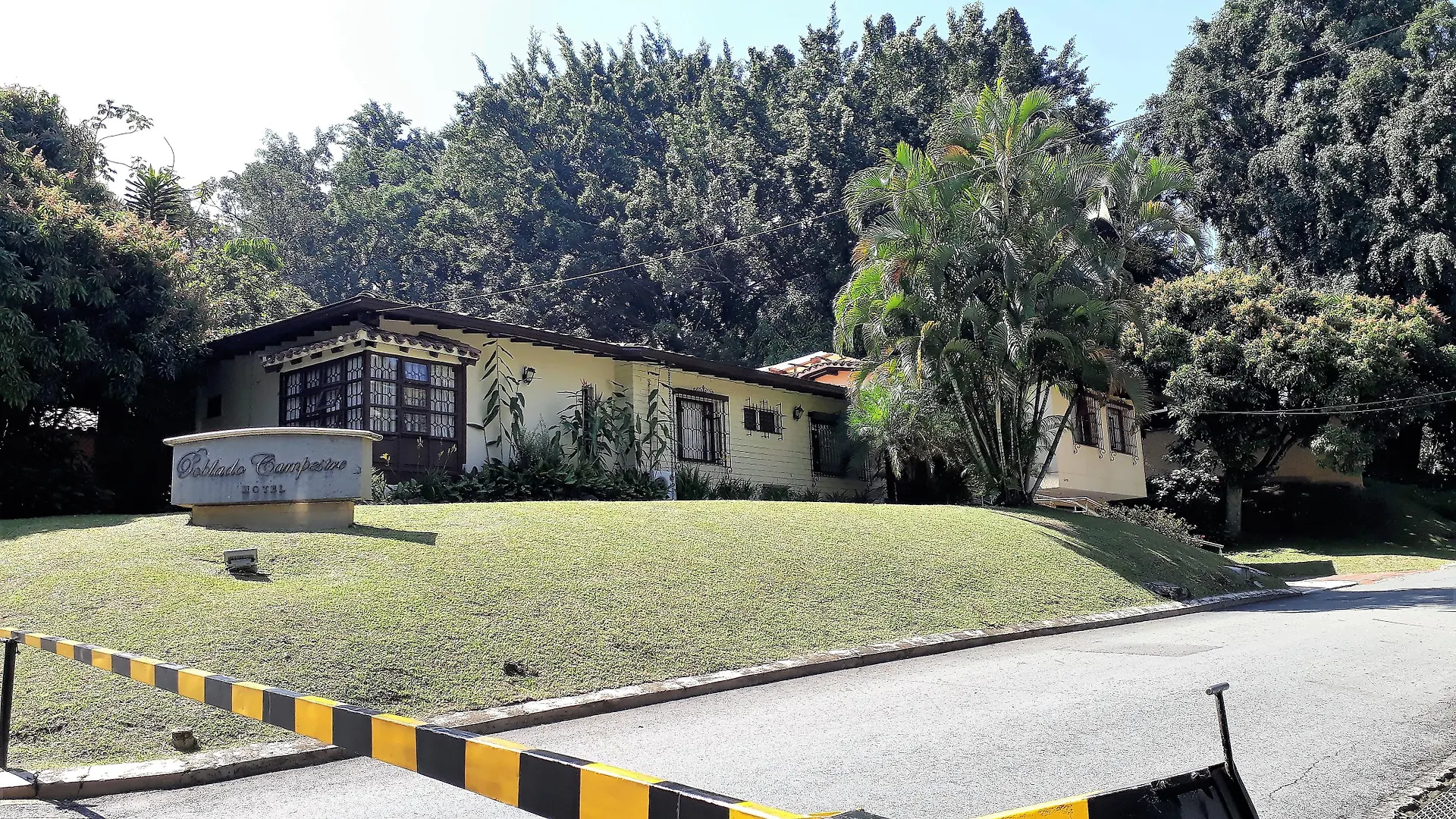 Hotel Poblado Campestre Medellín Colombia